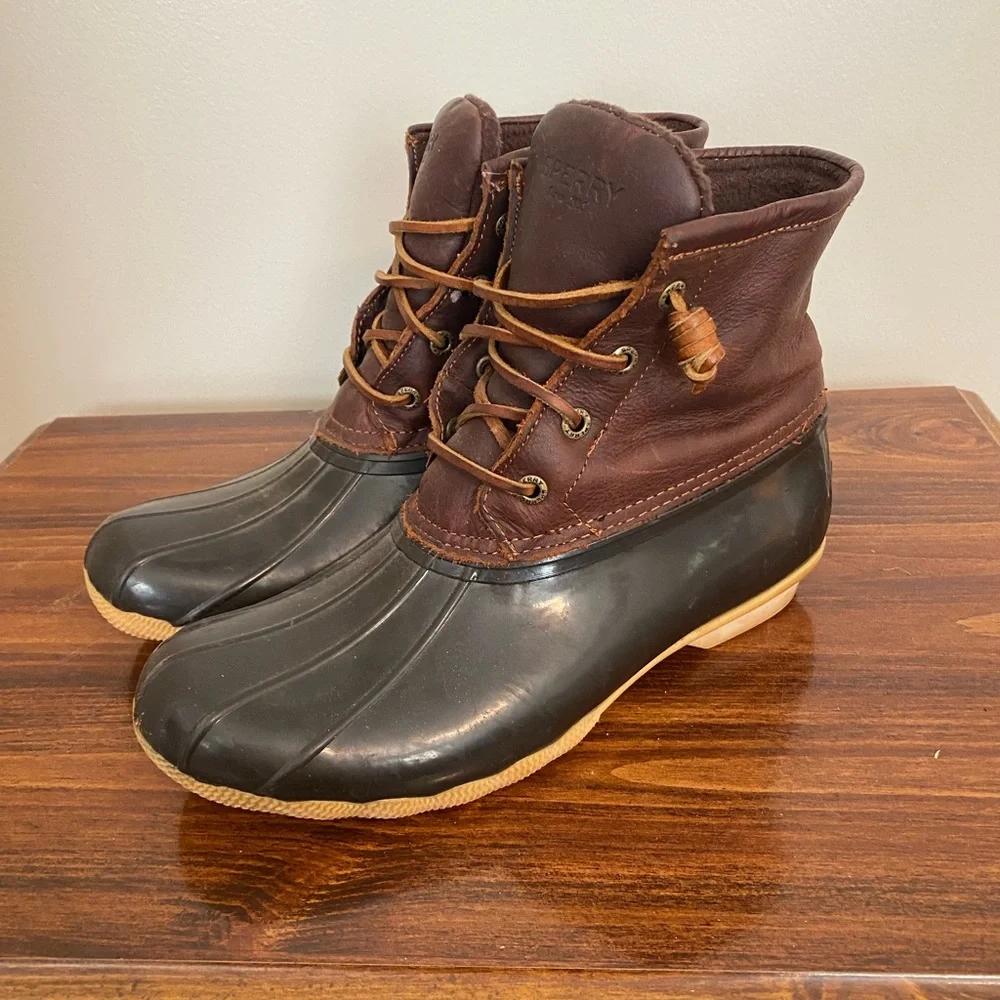 Sperry duck boots size 9 - Picture 2 of 7